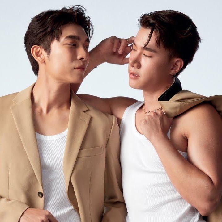 Mew and Tul Pakom